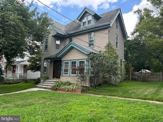 6902 WALNUT AVE, Pennsauken, NJ 08109