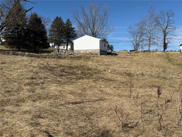 195 Vaneal Rd, South Franklin, PA 15301