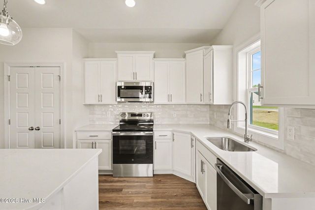 105 Hudson Village Drive, La Grange, NC 28551