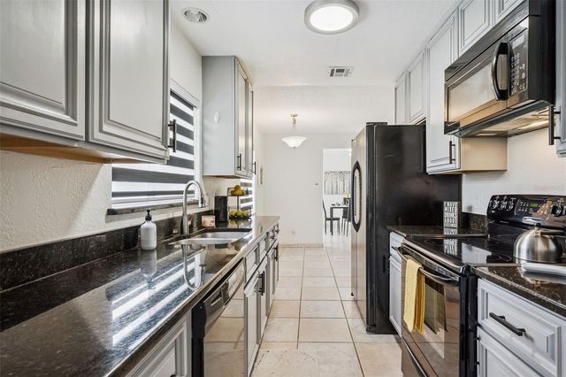 8453 MATTITUCK CIRCLE, Orlando, FL 32829