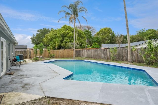 8453 MATTITUCK CIRCLE, Orlando, FL 32829