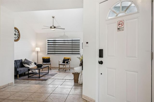 8453 MATTITUCK CIRCLE, Orlando, FL 32829