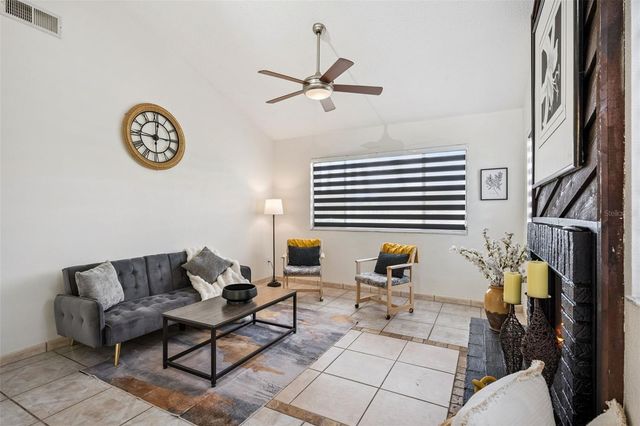 8453 MATTITUCK CIRCLE, Orlando, FL 32829