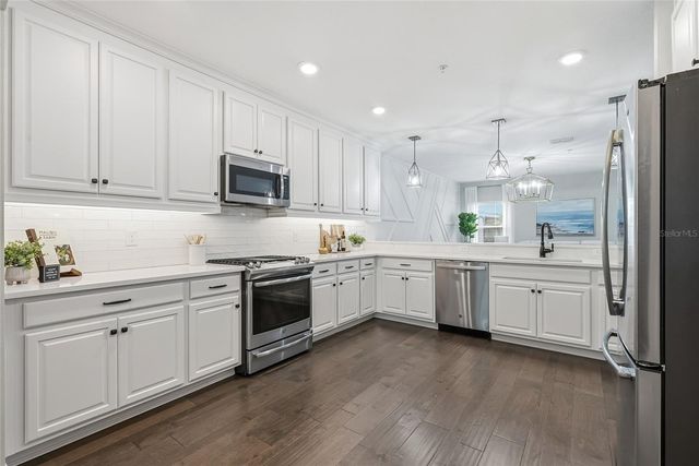 5120 BRIDGE STREET 5, Tampa, FL 33611