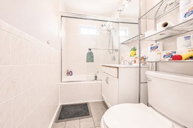 96 Stanton Ave, Revere, MA 02151
