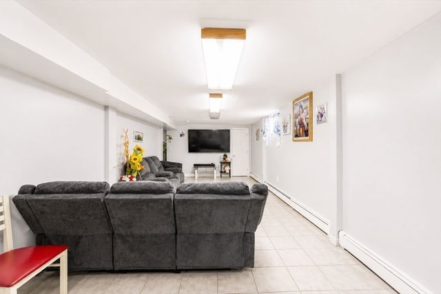 96 Stanton Ave, Revere, MA 02151