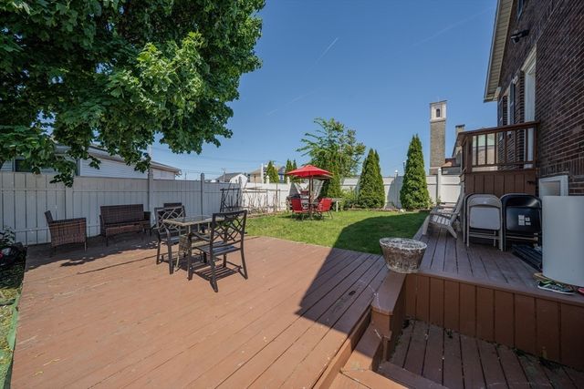 96 Stanton Ave, Revere, MA 02151