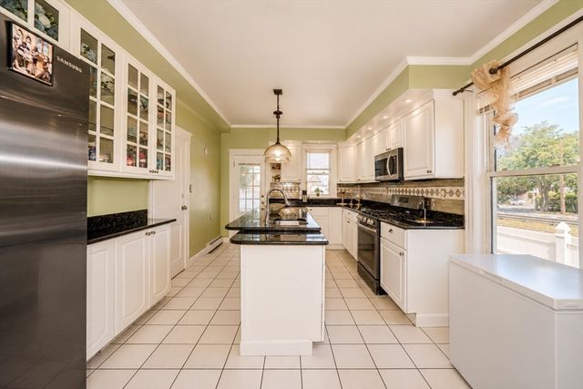 96 Stanton Ave, Revere, MA 02151