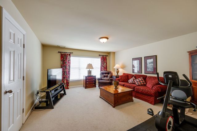 1206 Olympia Pl, Franklin, TN 37067