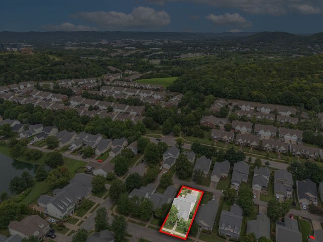 1206 Olympia Pl, Franklin, TN 37067