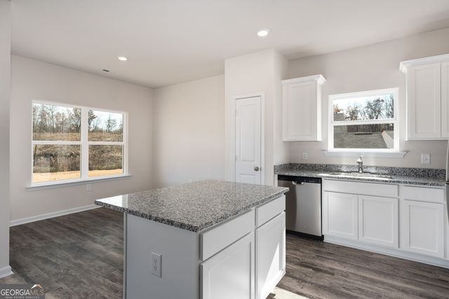 227 Bluegill Drive, Jefferson, GA 30549