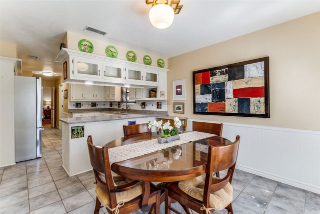 8721 Lacrosse Drive, Dallas, TX 75231