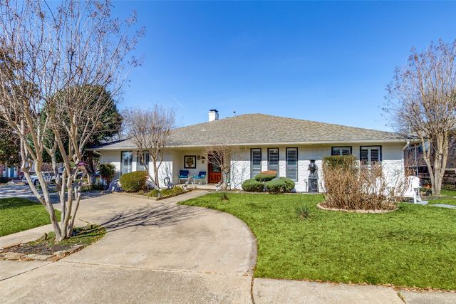 8721 Lacrosse Drive, Dallas, TX 75231