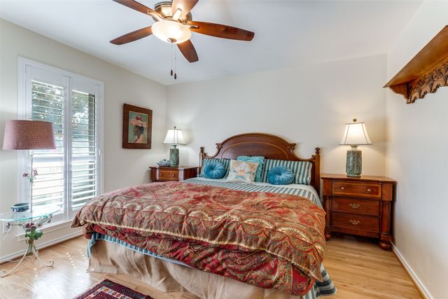 8721 Lacrosse Drive, Dallas, TX 75231