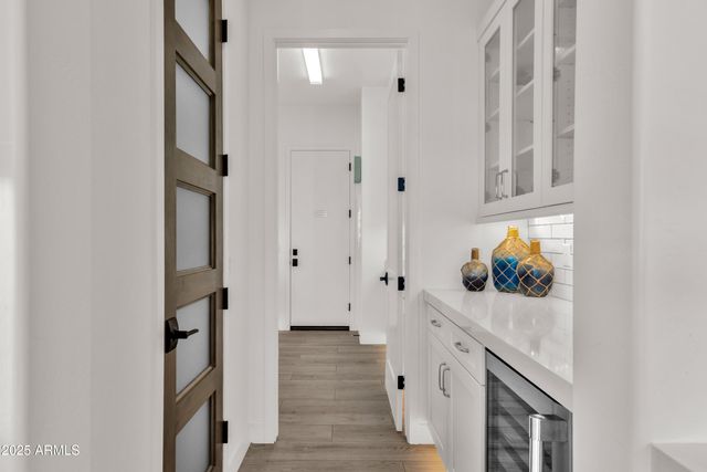 1104 E GLENEAGLE Drive, Chandler, AZ 85249