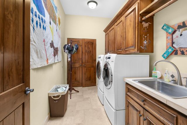 7805 COORS Boulevard SW, Albuquerque, NM 87121