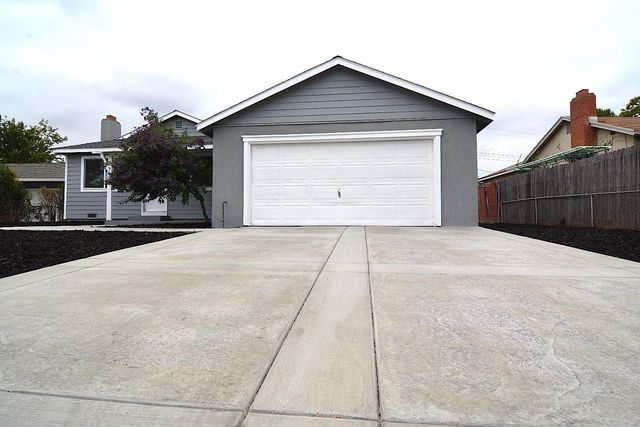 7536 Cosgrove Way, Sacramento, CA 95822