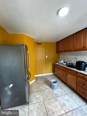 2615 SWARTS ST, Chester, PA 19013