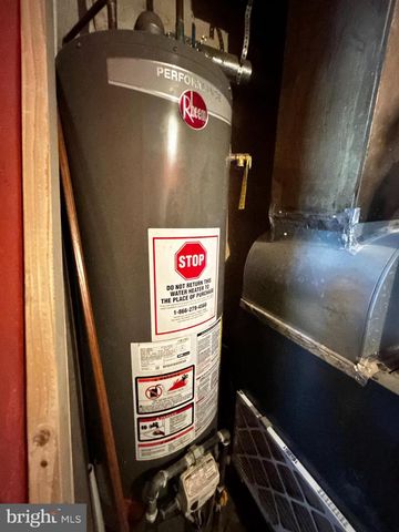 2615 SWARTS ST, Chester, PA 19013