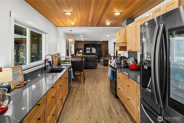 330 Swauk Creek Lane, Cle Elum, WA 98922