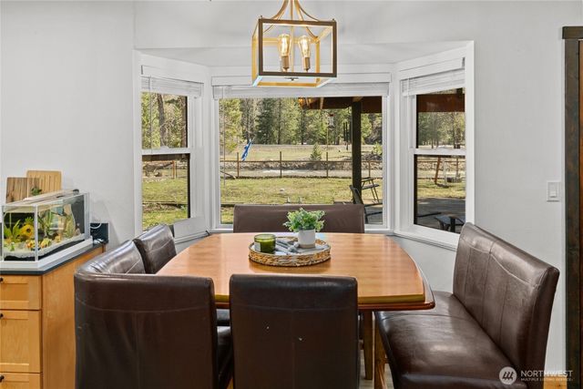 330 Swauk Creek Lane, Cle Elum, WA 98922