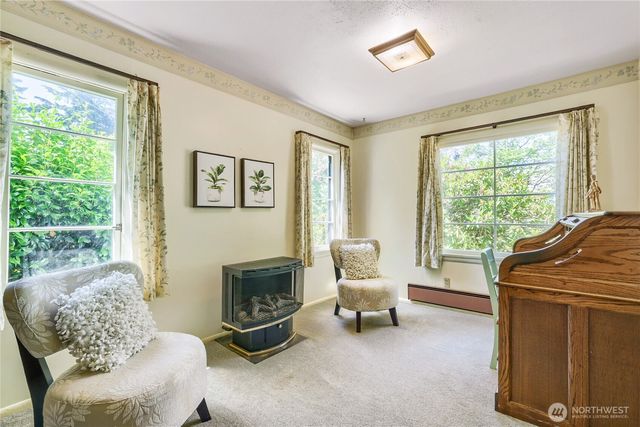 7637 NE 165th Street, Kenmore, WA 98028