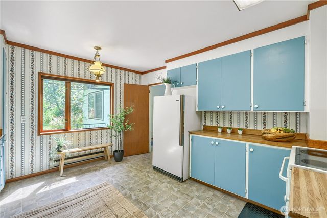 7637 NE 165th Street, Kenmore, WA 98028