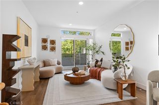 218 N El Molino Avenue 207, Pasadena, CA 91101