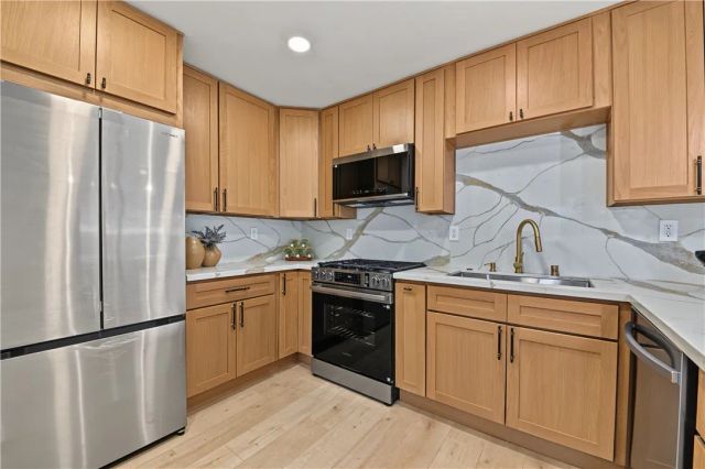 8561 Donald Circle, Huntington Beach, CA 92647