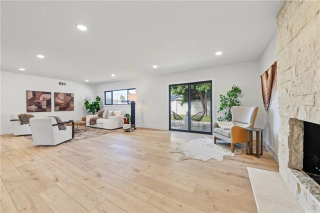 8561 Donald Circle, Huntington Beach, CA 92647