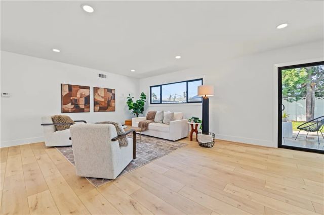 8561 Donald Circle, Huntington Beach, CA 92647