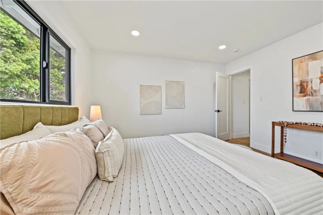 8561 Donald Circle, Huntington Beach, CA 92647