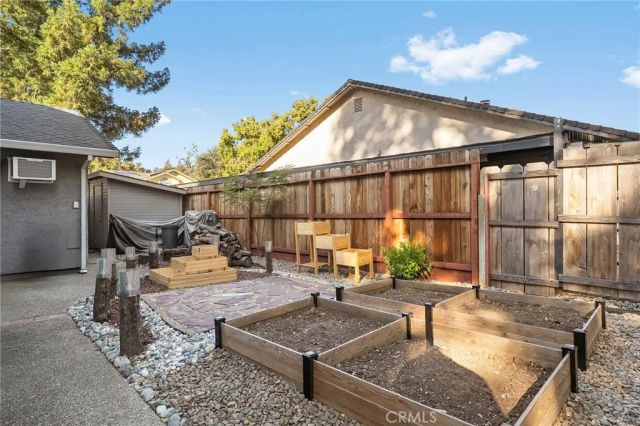 2344 Tiffany Way, Chico, CA 95926