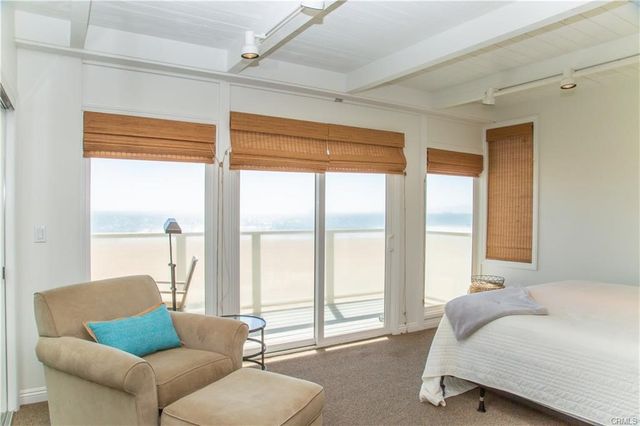 35 A Surfside, Surfside, CA 90740