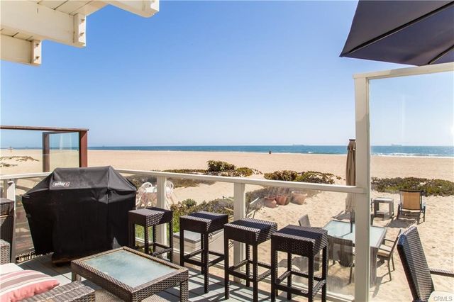 35 A Surfside, Surfside, CA 90740
