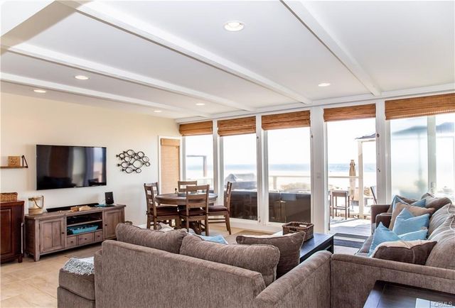 35 A Surfside, Surfside, CA 90740
