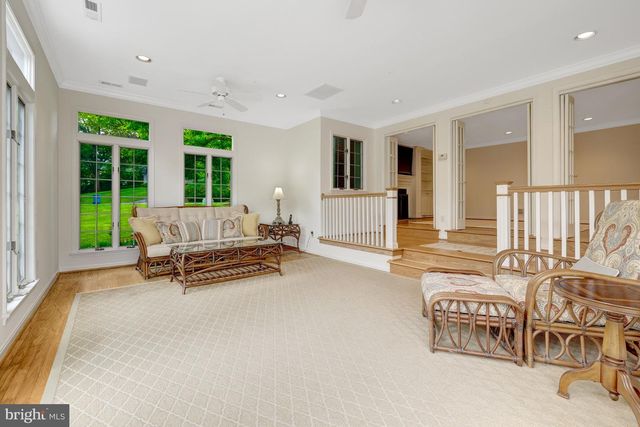 911 RAIL CT, Mclean, VA 22102