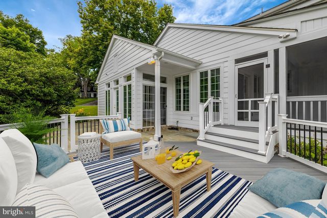 911 RAIL CT, Mclean, VA 22102