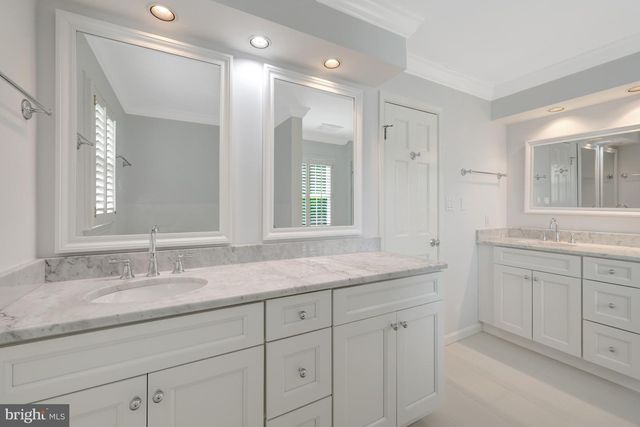 911 RAIL CT, Mclean, VA 22102