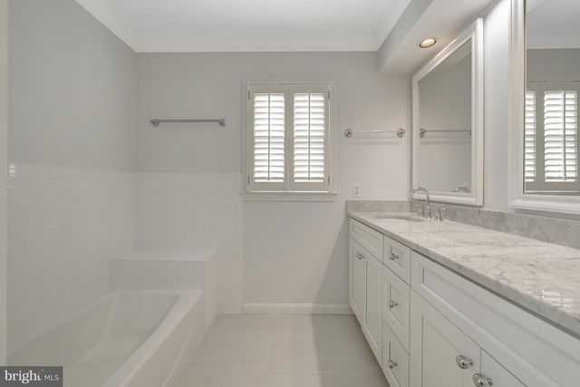 911 RAIL CT, Mclean, VA 22102