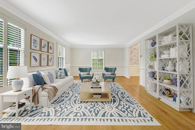 911 RAIL CT, Mclean, VA 22102