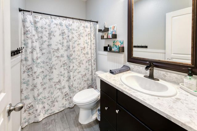 1148 S Filbert Avenue, Fresno, CA 93727