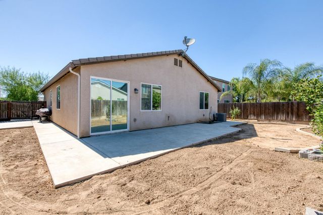 1148 S Filbert Avenue, Fresno, CA 93727