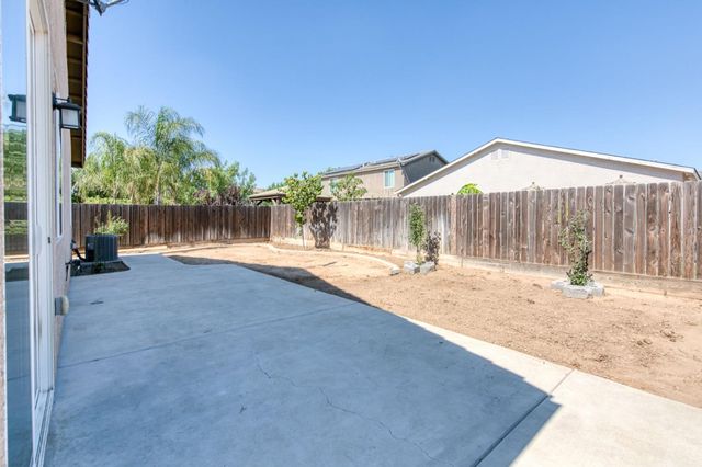 1148 S Filbert Avenue, Fresno, CA 93727