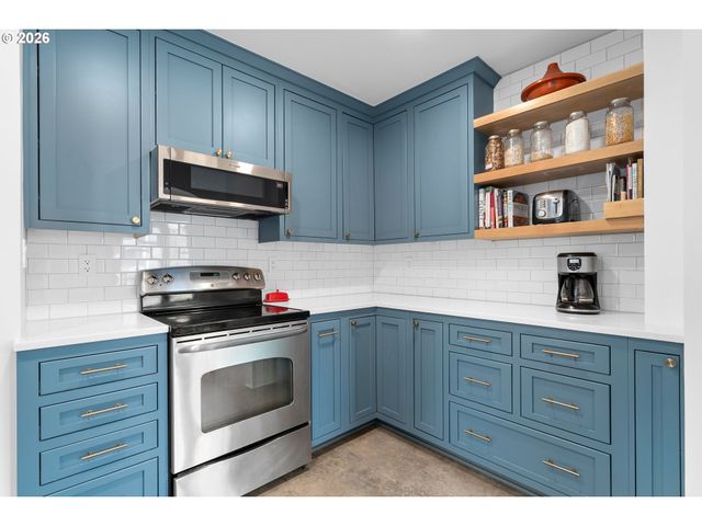 4010 Ne KLICKITAT St, Portland, OR 97212