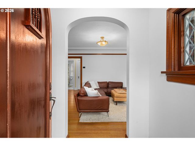 4010 Ne KLICKITAT St, Portland, OR 97212