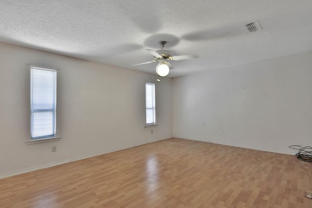 5013 57th Street, Lubbock, TX 79414