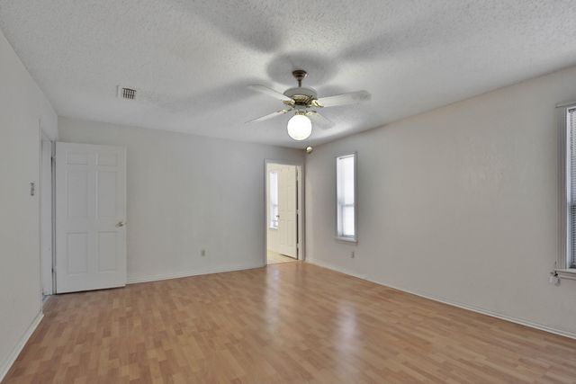 5013 57th Street, Lubbock, TX 79414