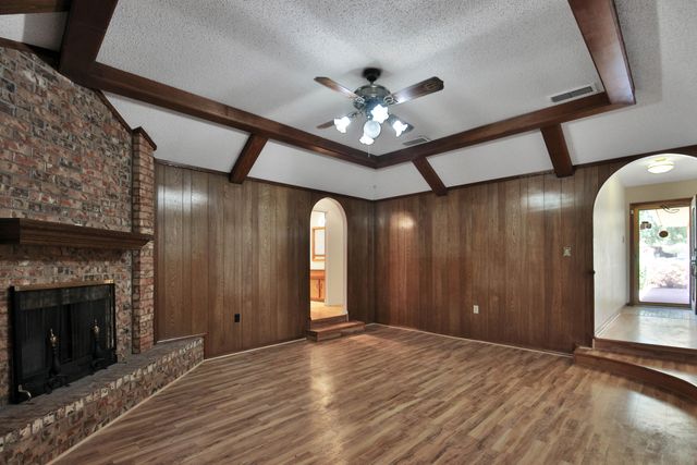 5013 57th Street, Lubbock, TX 79414