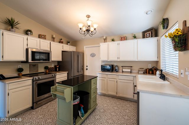 9126 W PORT ROYALE Lane, Peoria, AZ 85381